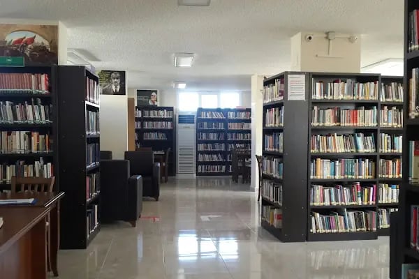 Remzi Oğuz Arık İlçe Halk Kütüphanesi - Resim 18