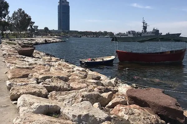 Süleyman Demirel Myd. - Resim 9