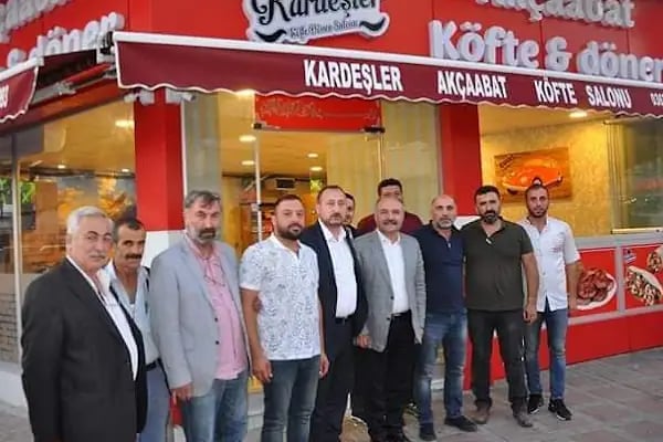 Kardeşler Akçaabat Köfte Salonu - Resim 1