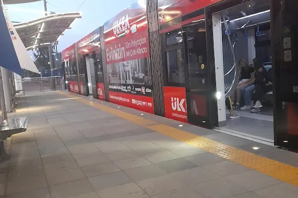 Fahrettin Altay Tramvay Durağı - Resim 13