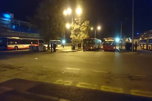 Fahrettin Altay Tramvay Durağı - Resim 6