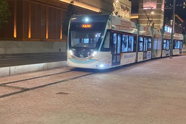 Fahrettin Altay Tramvay Durağı - Resim 20