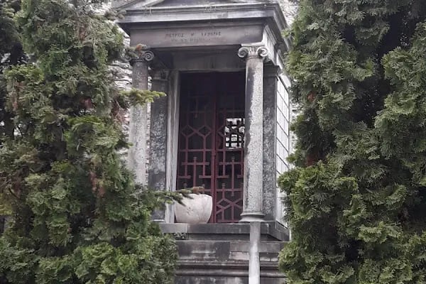 Biserica Izvorul Tămăduirii - Resim 13