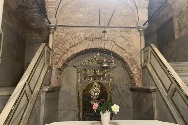 Biserica Izvorul Tămăduirii - Resim 5