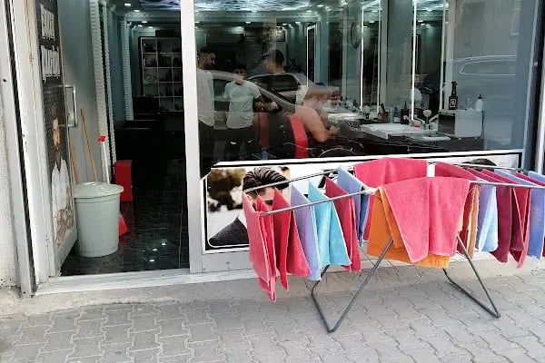 Favori Erkek Kuaförü Nuh Türk - Resim 14