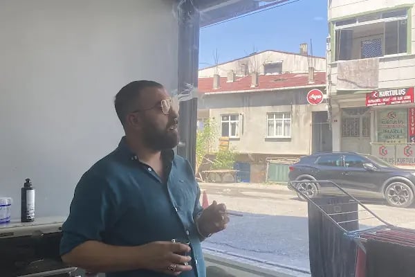 Favori Erkek Kuaförü Nuh Türk - Resim 9