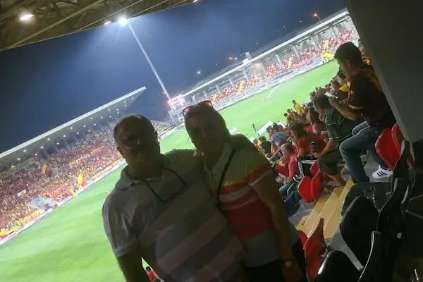 Bornova Stadyumu - Resim 10