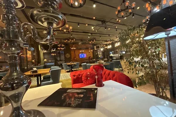 Livadi Cafe & Restaurant - Resim 9