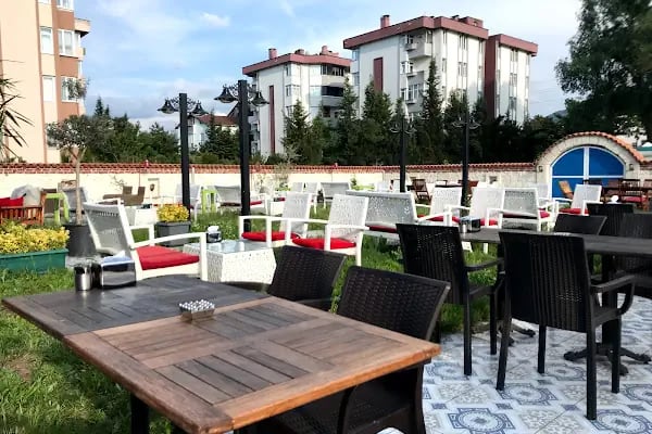 Livadi Cafe & Restaurant - Resim 2