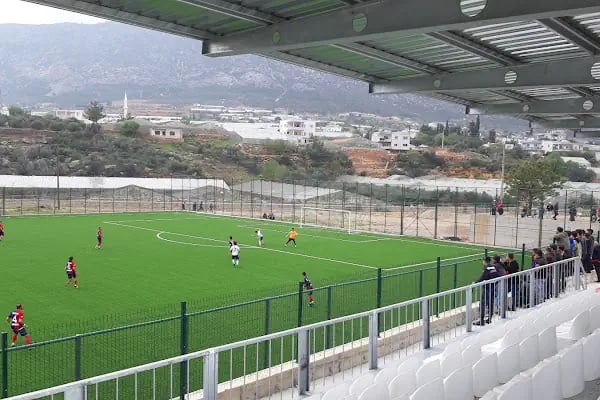 Aydıncık İlçe Stadı - Resim 19