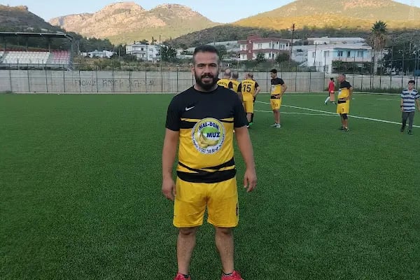 Aydıncık İlçe Stadı - Resim 9