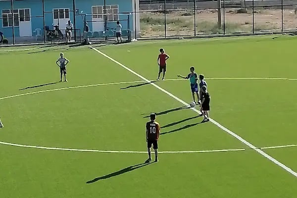 Aydıncık İlçe Stadı - Resim 11