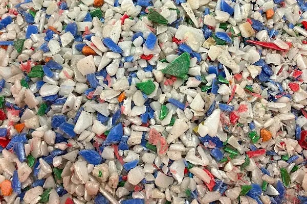 Yeşeren PLASTİK :Geri dönüşüm plastik hammadde çapak granül ve hurda alım satım merkezi - Resim 3