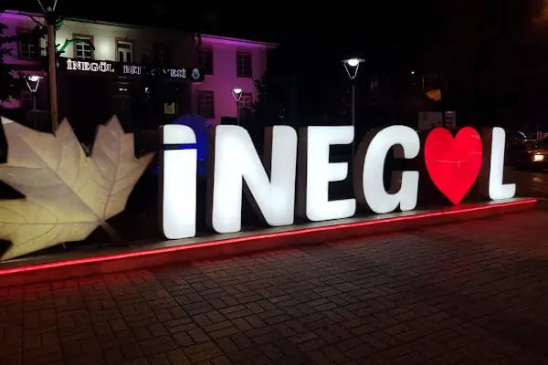 İnegöl Belediyesi Ücretli Otopark - Resim 2