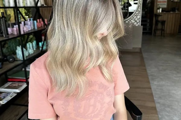 HÜSEYİN BAŞAR HAIR DESIGN STUDIO - Resim 8