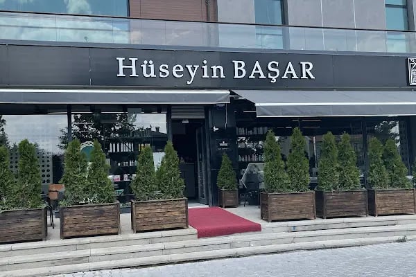 HÜSEYİN BAŞAR HAIR DESIGN STUDIO - Resim 1