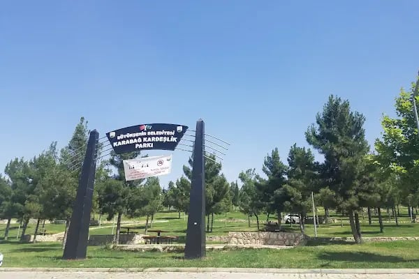 Karabağ Kardeşlik Parkı - Resim 3