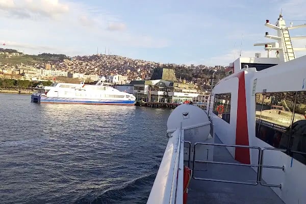 Bostanlı İskele Tramvay Durağı - Resim 6