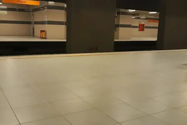 Valilik Metro İstasyonu - Resim 11