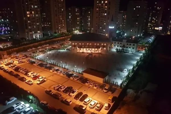 ŞEHİT TAHSİN GEREKLİ CAMİİ VE KURAN KURSU - Resim 7
