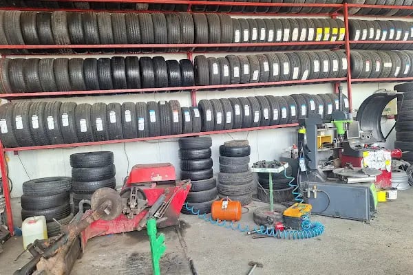 Yıldırım Oto Lastik MOBİL YOL YARDIM 7/24 SEYYAR SERVİS - Resim 3