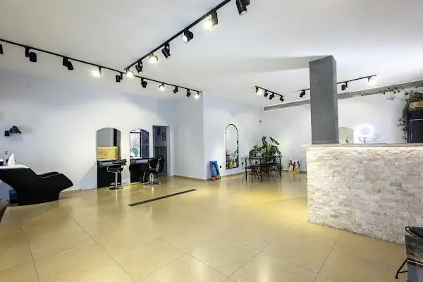 Aura Beauty Club - Resim 9