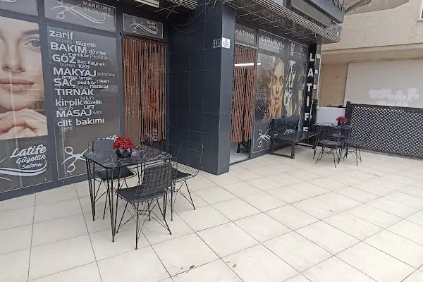 Latife Bayan Kuaförü Ve Güzellik Merkezi - Resim 8