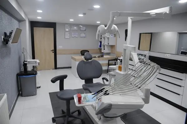 Dentalioğlu Ağız Ve Diş Sağlığı Polikliniği - Susurluk - Resim 2