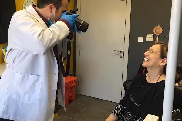 BatıKlinik Ağız ve Diş Sağlığı Polikliniği - Protez Uzmanı, Batıkent İmplant Tedavisi, Batıkent Diş Hekimi - Resim 17