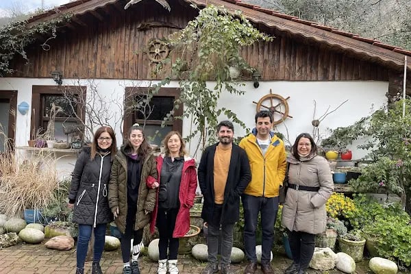 Trabzon Diş Kliniği - Diş Hekimi Dr. Saime Aslı Aydın - - Resim 2