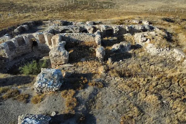 Mnizos Ancient City Ruins - Resim 9