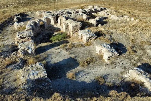 Mnizos Ancient City Ruins - Resim 11