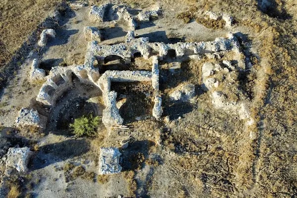 Mnizos Ancient City Ruins - Resim 4