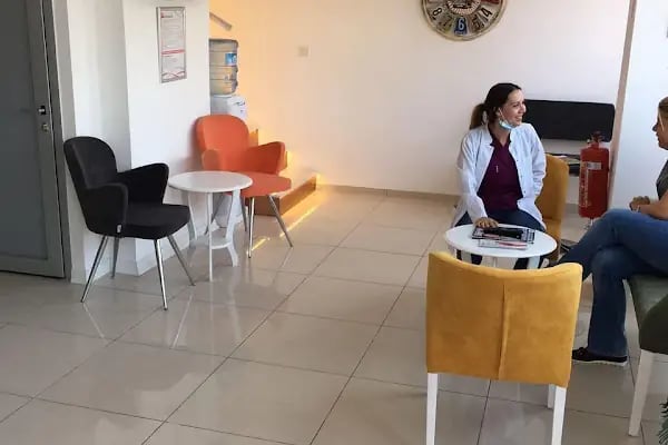 Özel Dent İzmirim Ağız Ve Diş Sağlığı Polikliniği - Resim 5