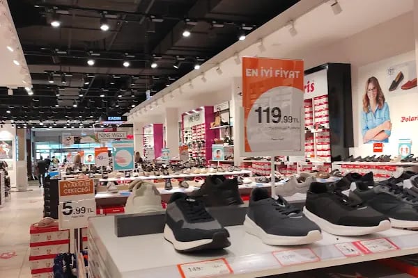 FLO İstanbul Optimum AVM Mağazası - Resim 7