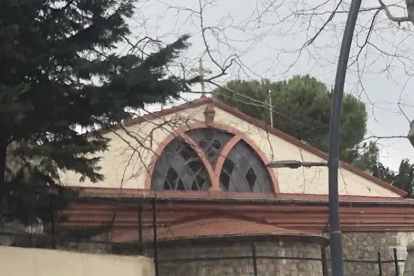 Kuzguncuk Sinagogu - Resim 12