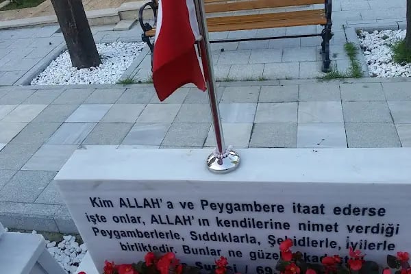 15 Temmuz Şehitler Mezarlığı - Resim 15