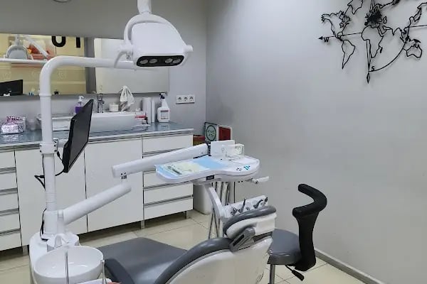 Özel Nisan Ağız ve Diş Sağlığı Polikliniği - Resim 8