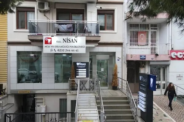 Özel Nisan Ağız ve Diş Sağlığı Polikliniği - Resim 2
