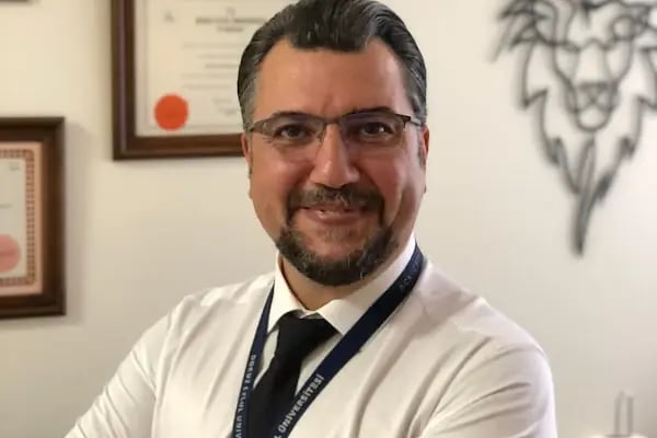 Doç.Dr.Z.Serhan Derici Onkolojik,Laparoskopik,Yemek Borusu-Mide,Safra kesesi,Fıtık,Reflü,Dalak,Obezite,Kitle,Barsak Cerrahisi - Resim 17