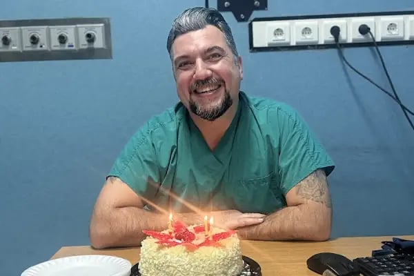 Doç.Dr.Z.Serhan Derici Onkolojik,Laparoskopik,Yemek Borusu-Mide,Safra kesesi,Fıtık,Reflü,Dalak,Obezite,Kitle,Barsak Cerrahisi - Resim 13
