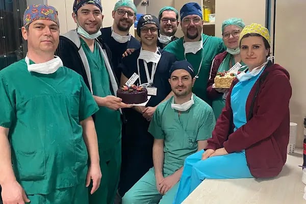 Doç.Dr.Z.Serhan Derici Onkolojik,Laparoskopik,Yemek Borusu-Mide,Safra kesesi,Fıtık,Reflü,Dalak,Obezite,Kitle,Barsak Cerrahisi - Resim 19