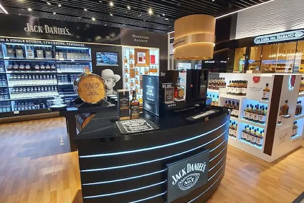 Unifree Duty Free İşletmeciliği A.Ş. - Resim 14