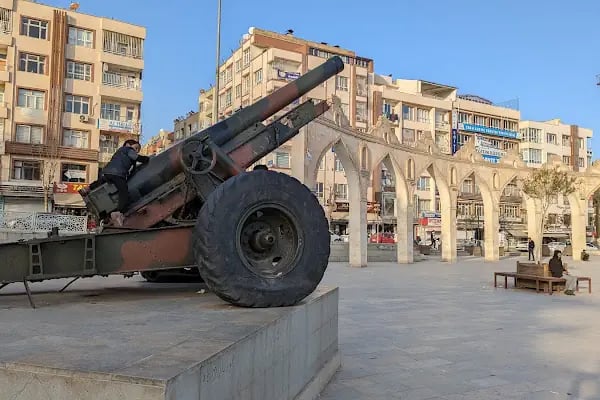 Topçu Meydanı - Resim 7