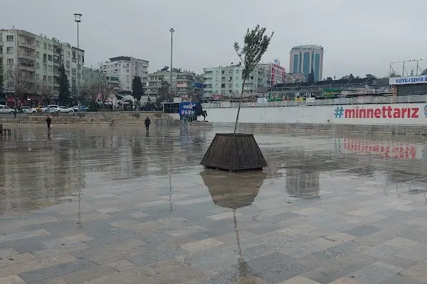 Topçu Meydanı - Resim 4