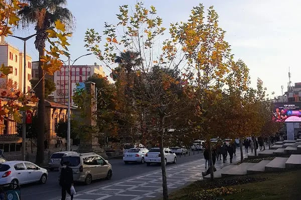 Topçu Meydanı - Resim 8