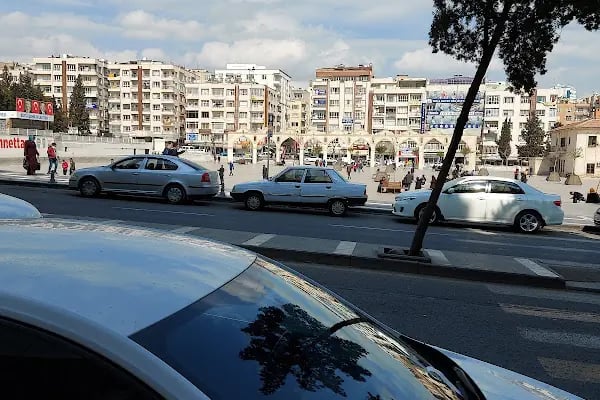 Topçu Meydanı - Resim 14