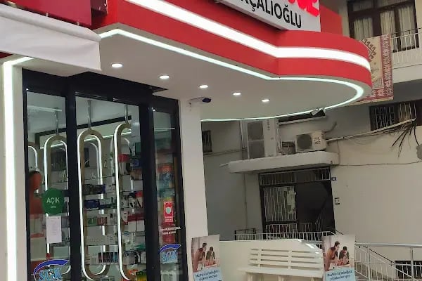 Akçalıoğlu Eczanesi (Apotheke-Pharmacy) - Resim 4