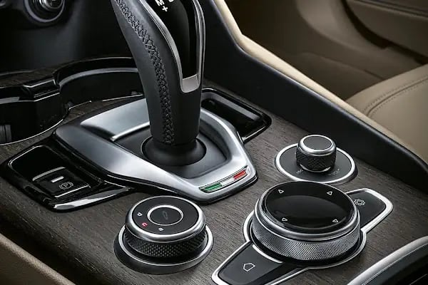 Fiat - Haliç Oto Bakırköy Yetkili Servis ve Yetkili Egzoz emisyon istasyonu - Resim 14