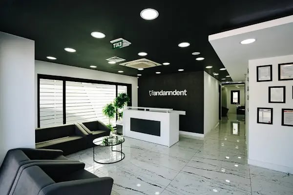Mandarindent - Dental Clinic in Bodrum, Turkey- Dental Treatments -Dental Implant- Cosmetic Dentistry - Resim 3